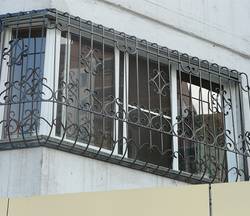 Решетки на окна в квартиру